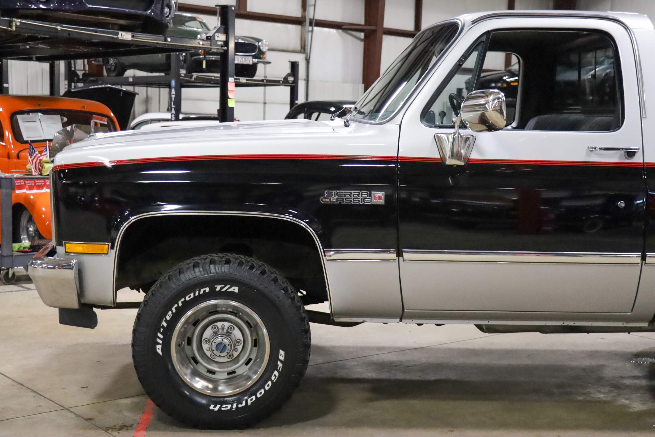 Sold: 1984 GMC K1500 Sierra Classic 4×4