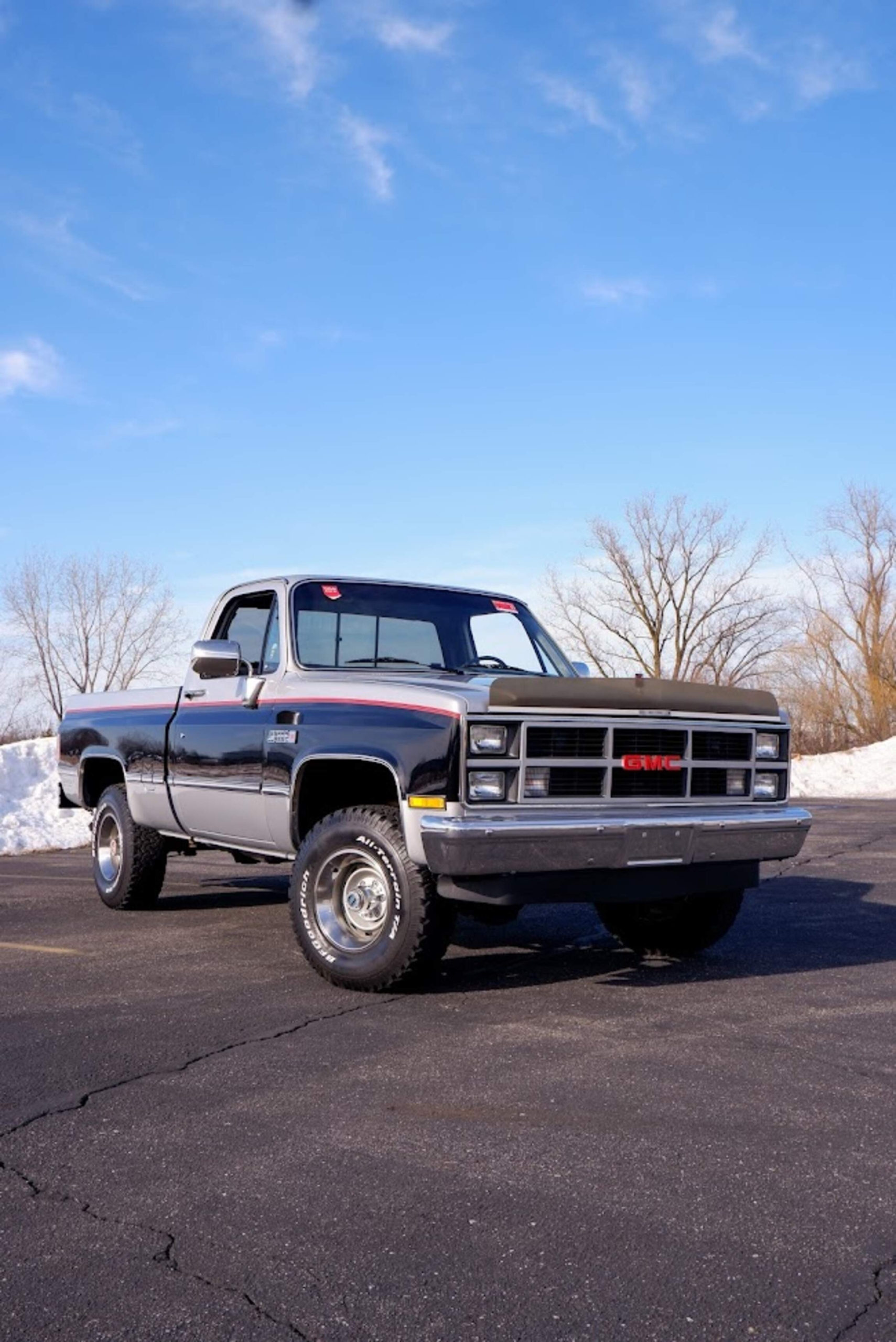 Sold: 1984 GMC K1500 Sierra Classic 4×4
