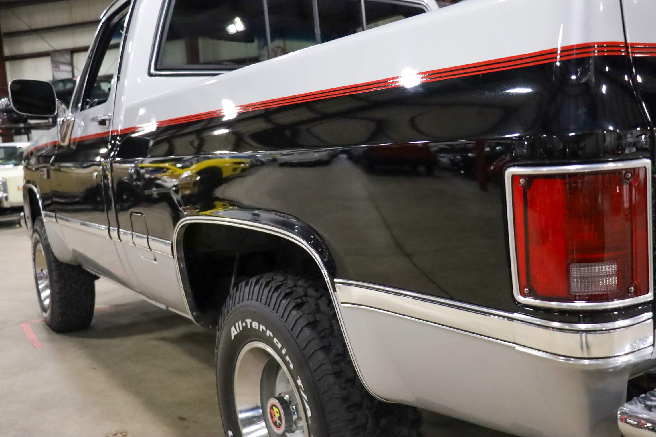 Sold: 1984 GMC K1500 Sierra Classic 4×4