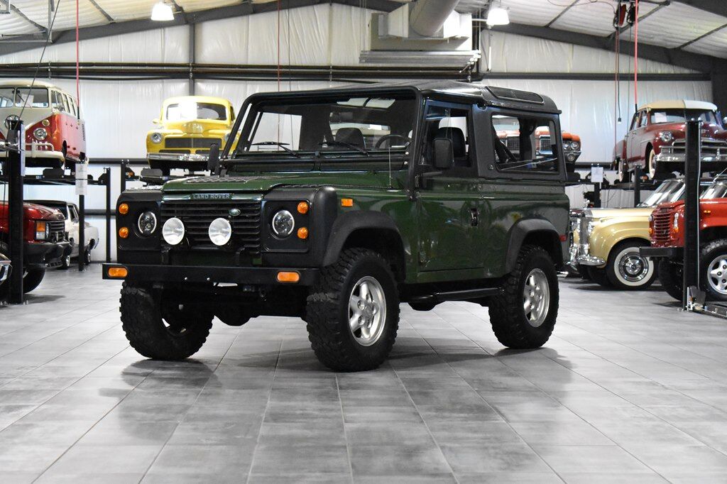  Land Rover Defender