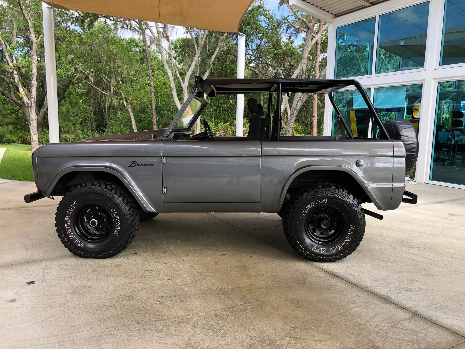 Sold: 1966 Ford Bronco