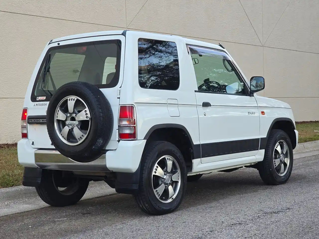 1998 Mitsubishi Pajero Mini Duke 4x4 - 2