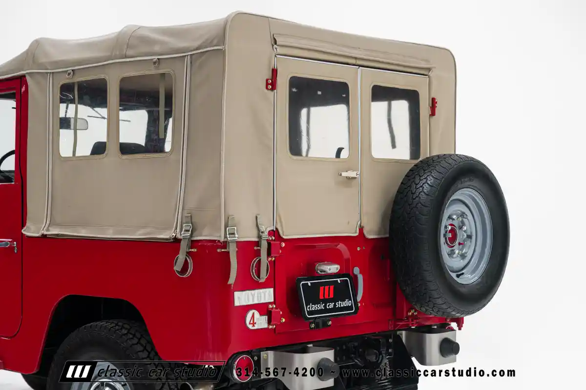 1968 Toyota Land Cruiser FJ40L