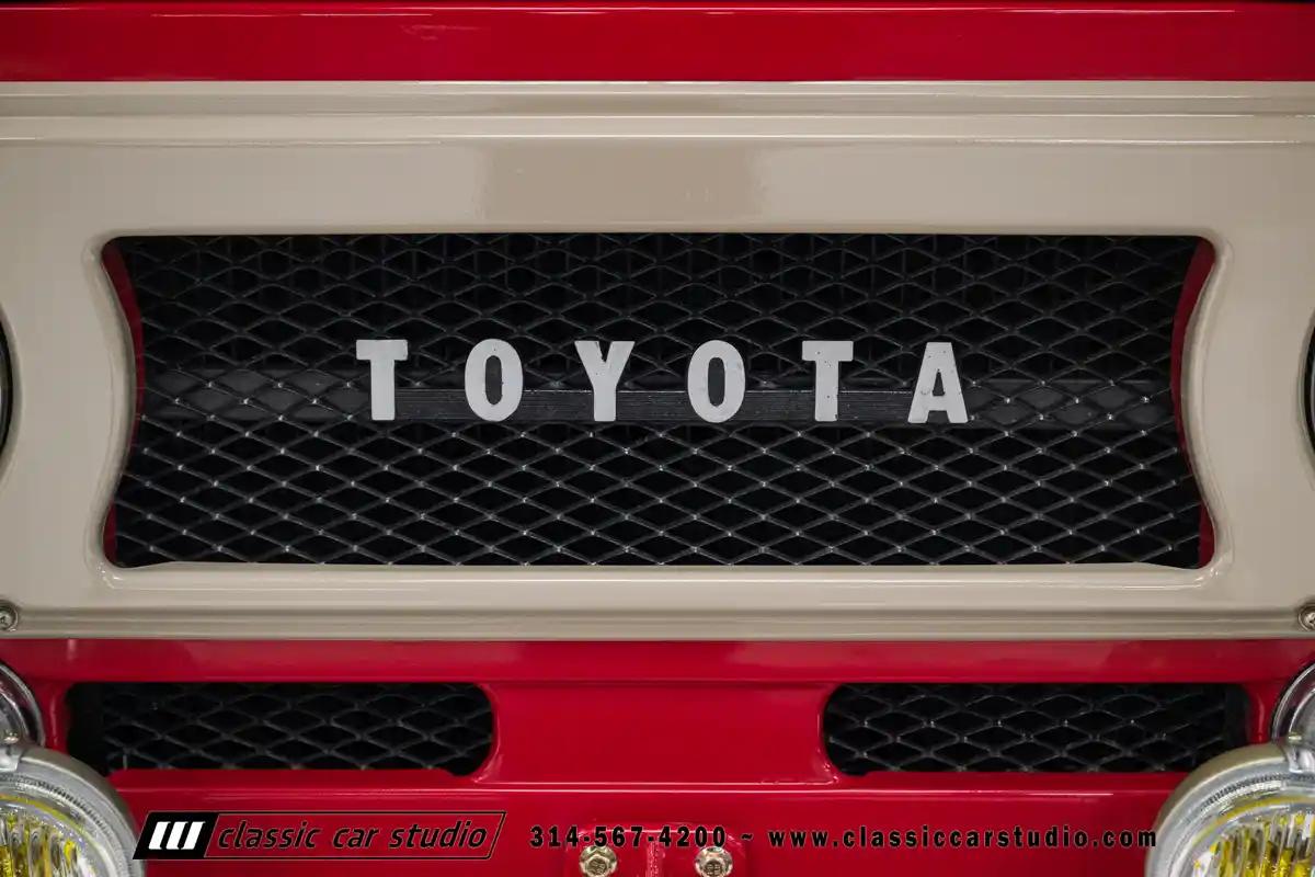 1968 Toyota Land Cruiser FJ40L