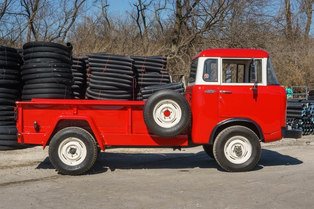 1960 Willys Jeep FC-170 COE