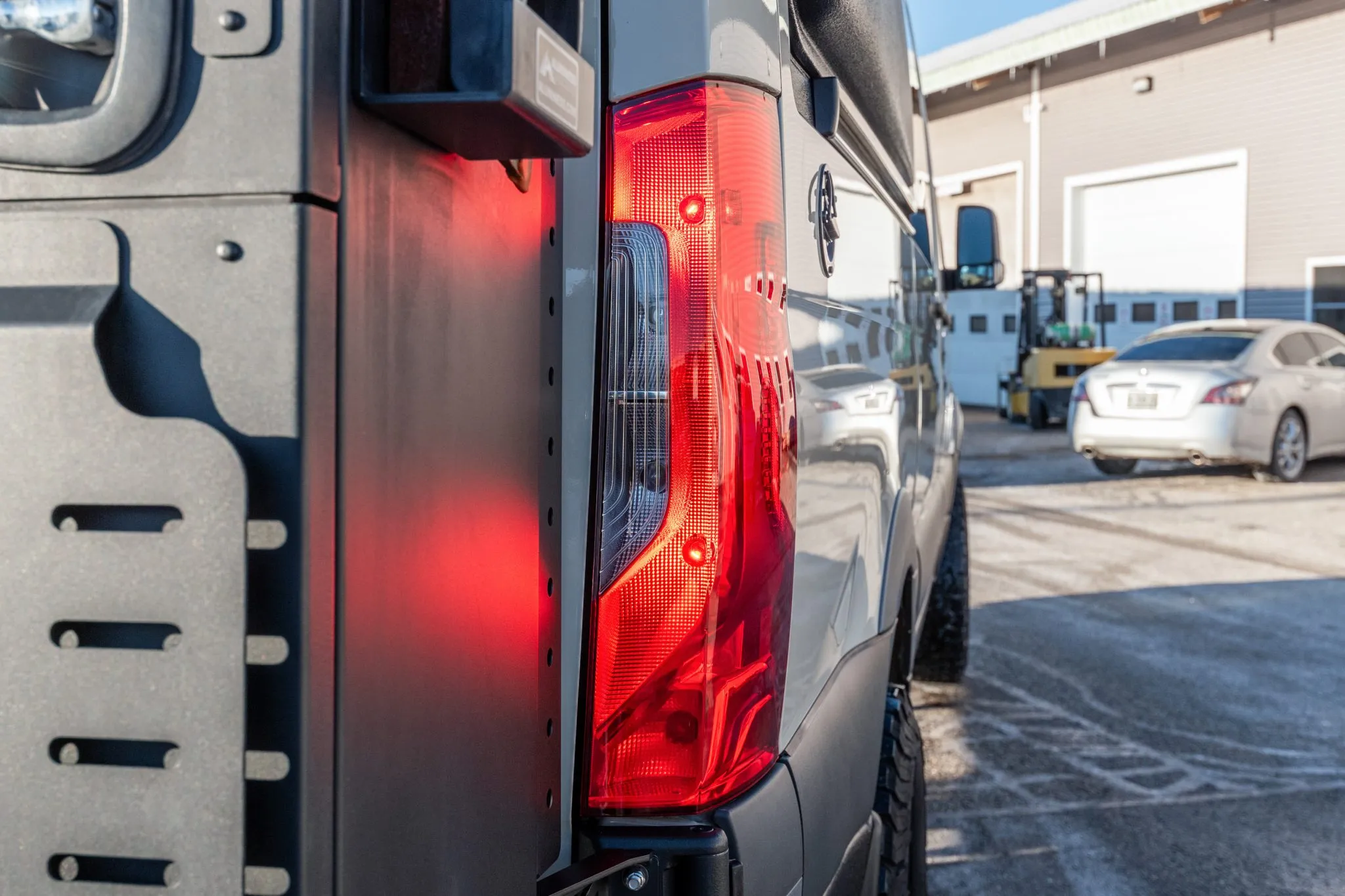 Sold: 2021 Mercedes-Benz Sprinter 2500 4×4