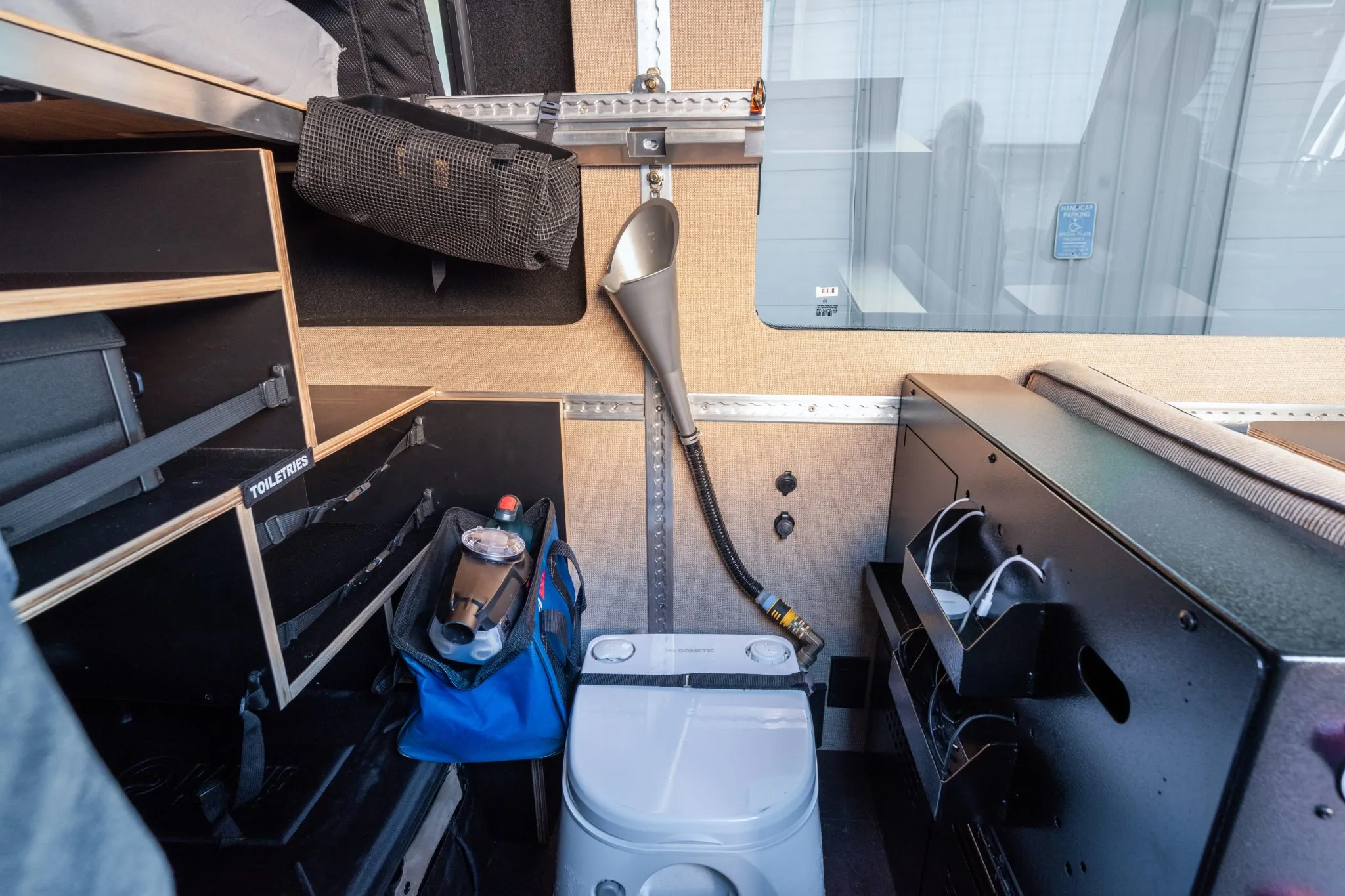 Sold: 2021 Mercedes-Benz Sprinter 2500 4×4