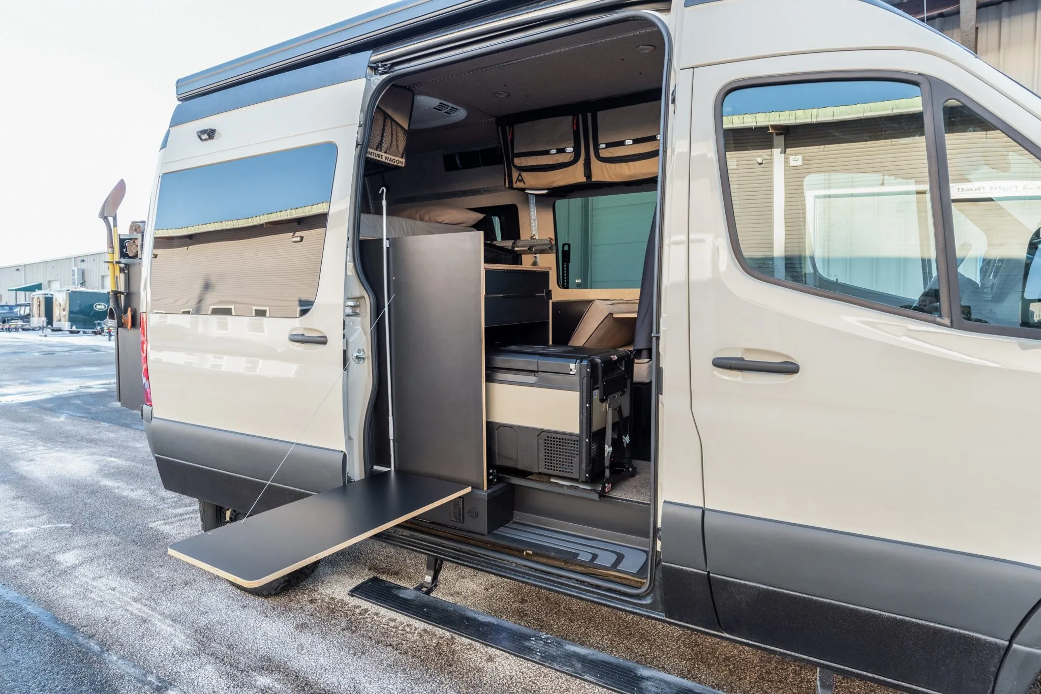 Sold: 2021 Mercedes-Benz Sprinter 2500 4×4