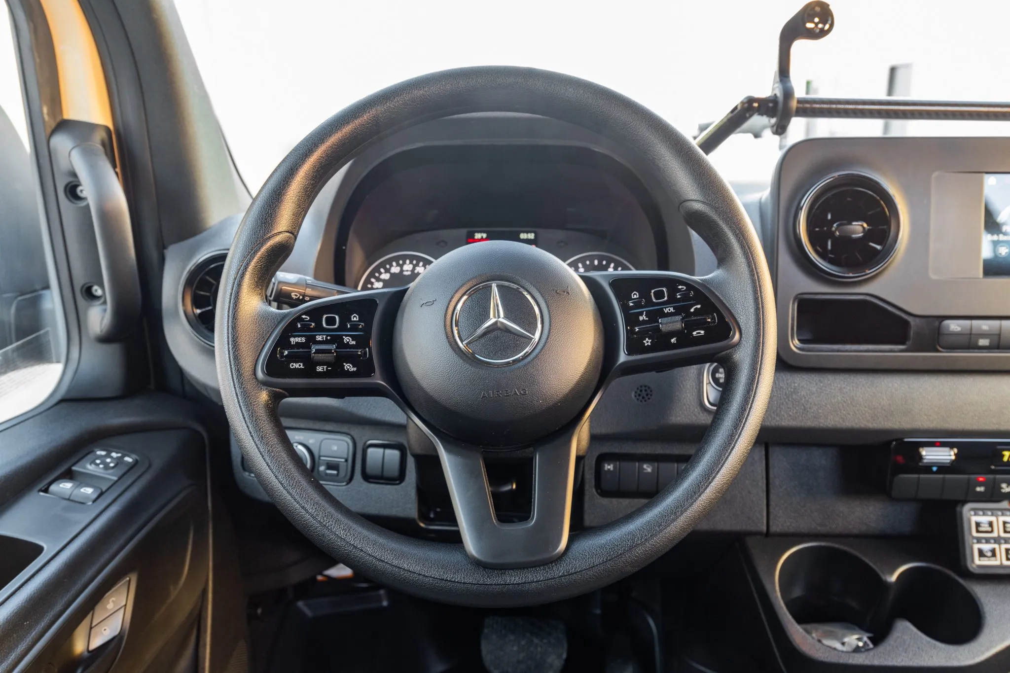 Sold: 2021 Mercedes-Benz Sprinter 2500 4×4