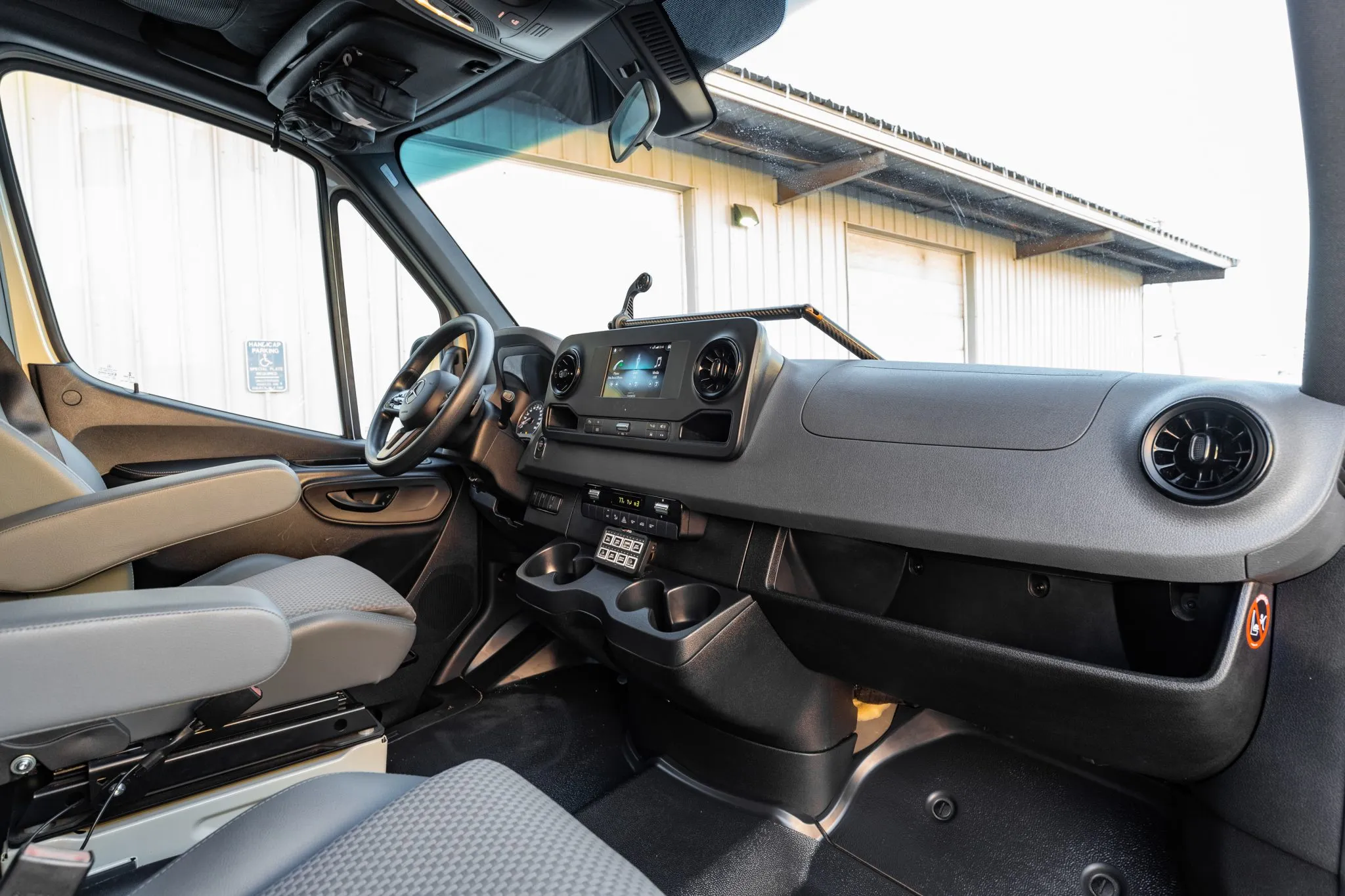 Sold: 2021 Mercedes-Benz Sprinter 2500 4×4