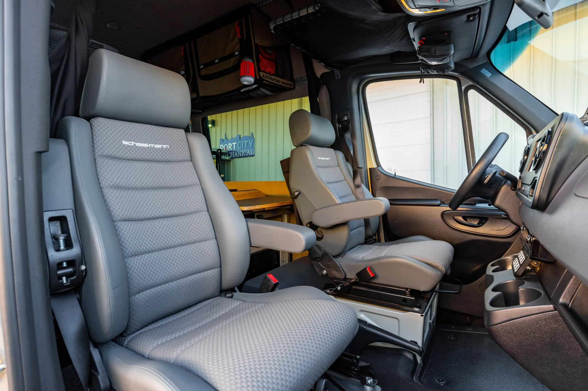 Sold: 2021 Mercedes-Benz Sprinter 2500 4×4