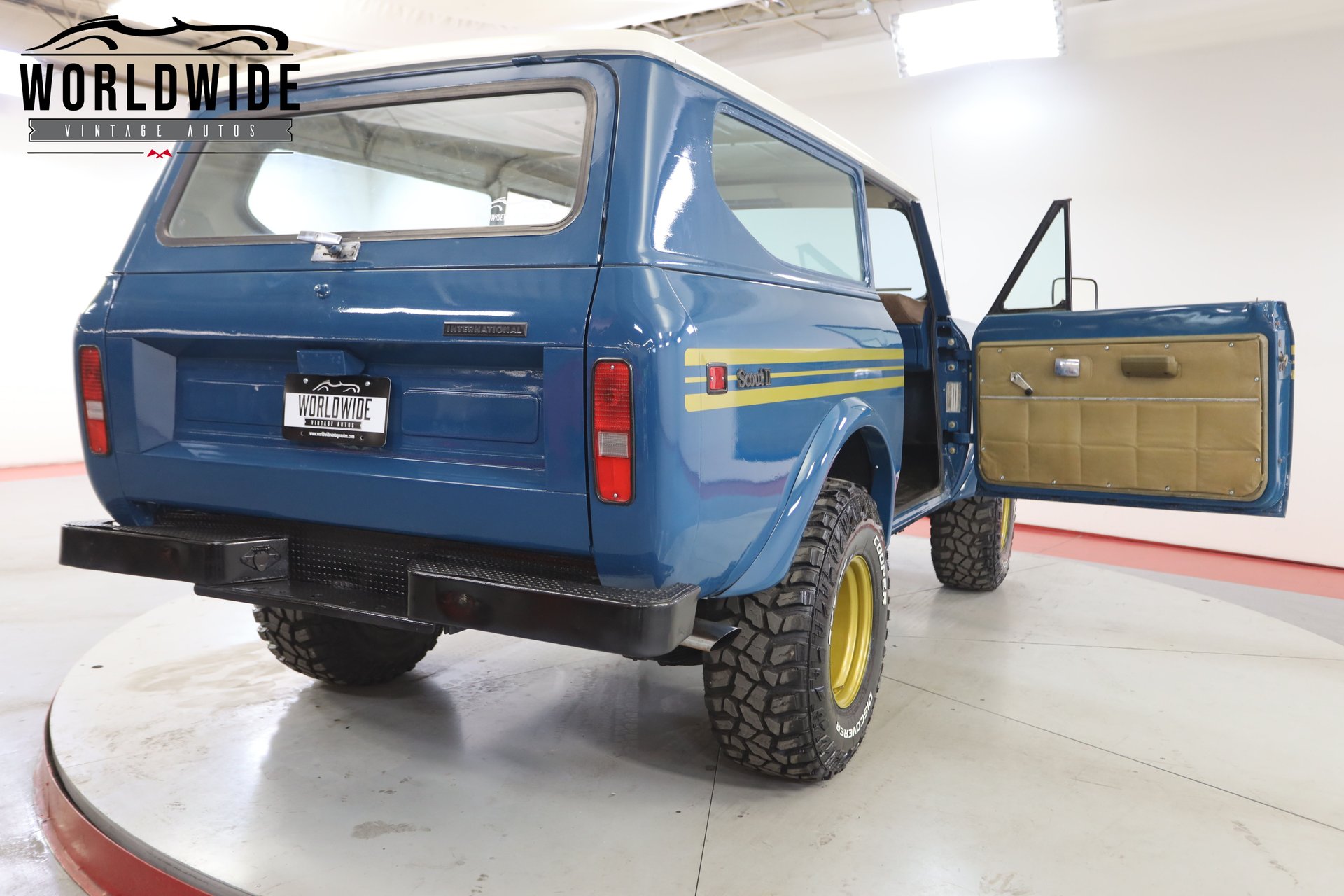 Sold: 1974 international Harvester Scout II