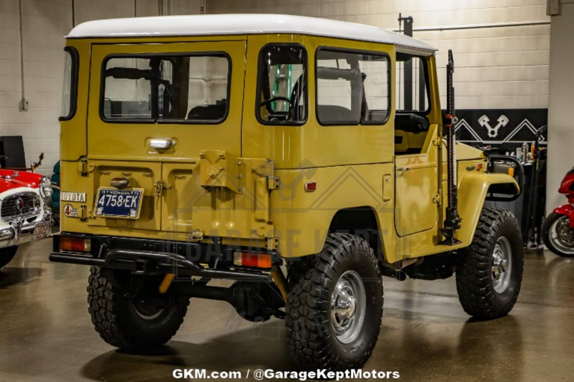 Sold: 1974 Toyota Land Cruiser FJ40 4×4
