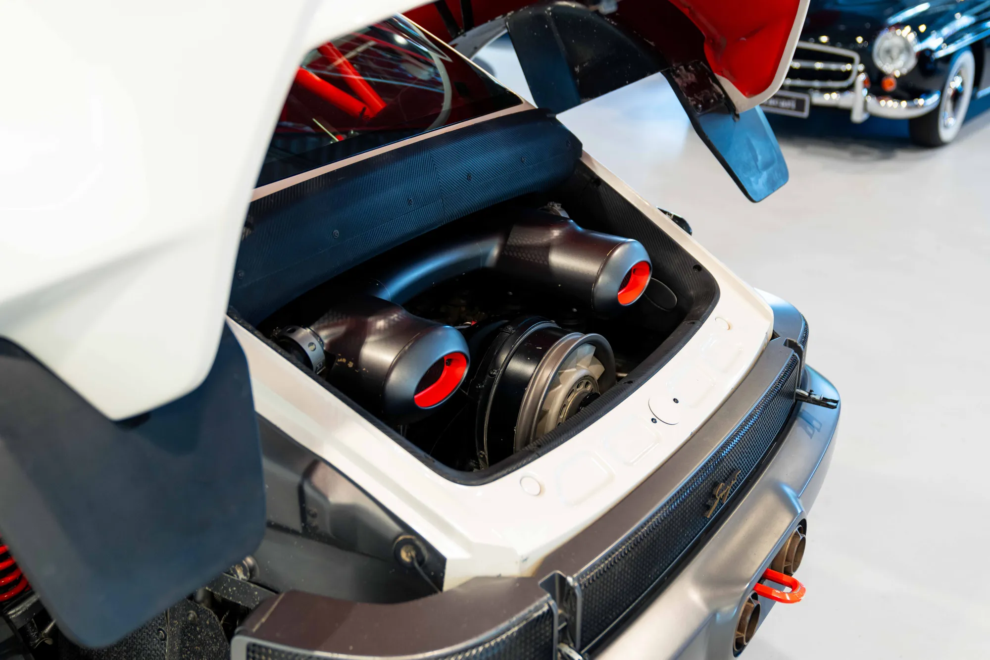 Sold: Singer ACS Porsche 911