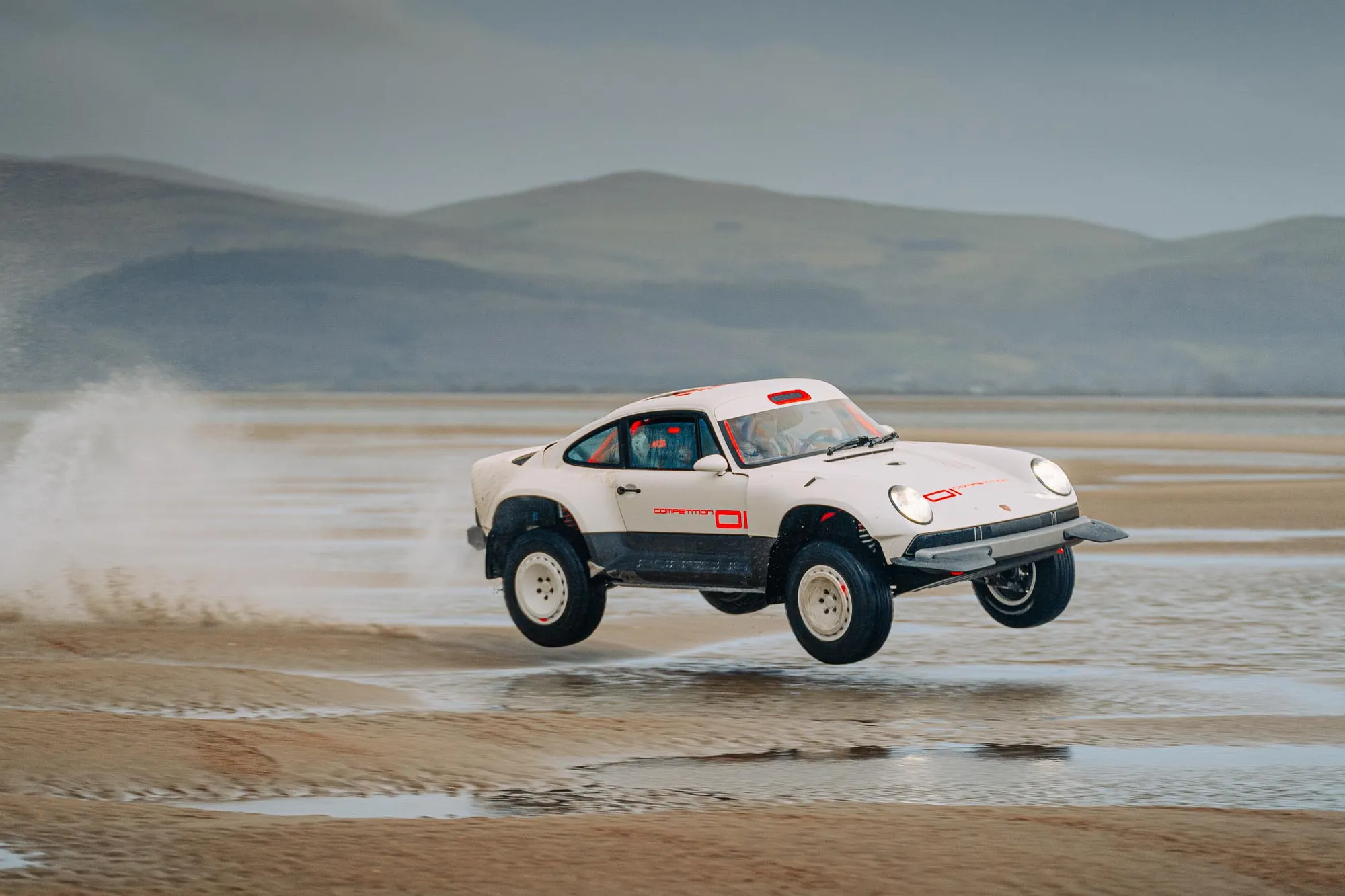 Sold: Singer ACS Porsche 911