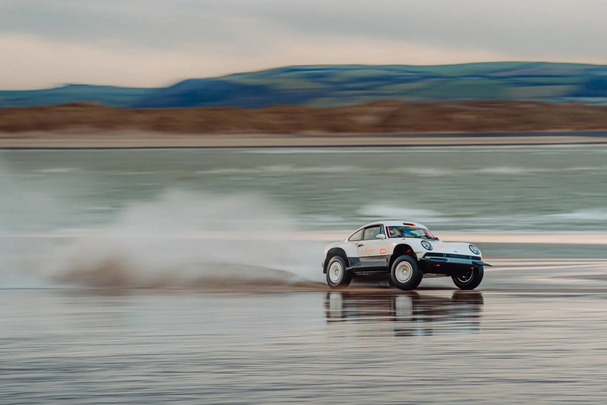 Sold: Singer ACS Porsche 911