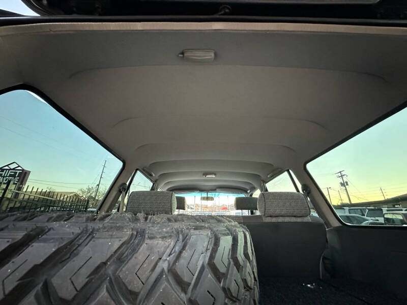 Modified 1991 Toyota Land Cruiser