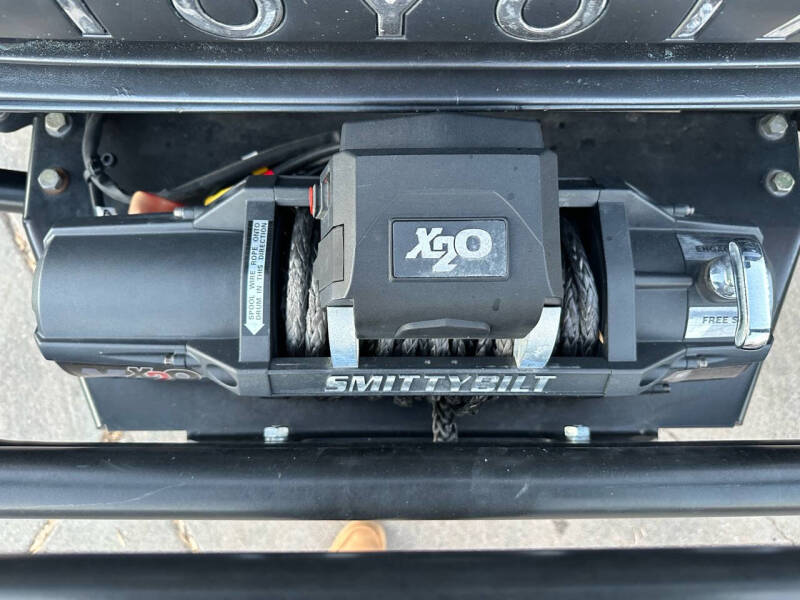 Modified 1991 Toyota Land Cruiser