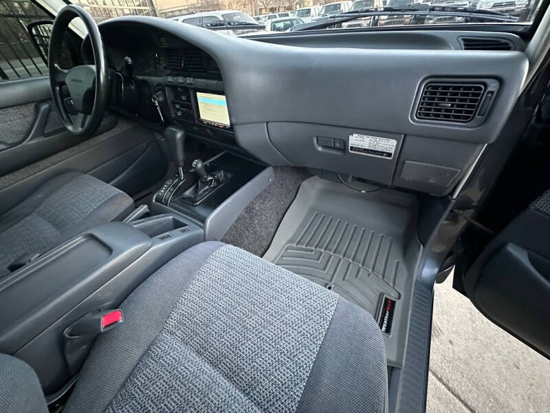 Modified 1991 Toyota Land Cruiser