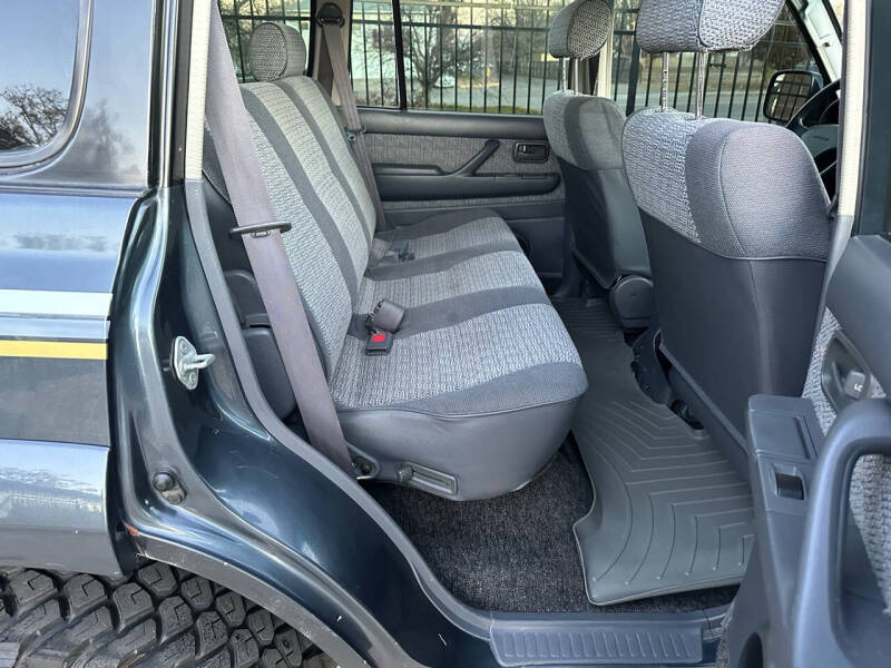 Modified 1991 Toyota Land Cruiser