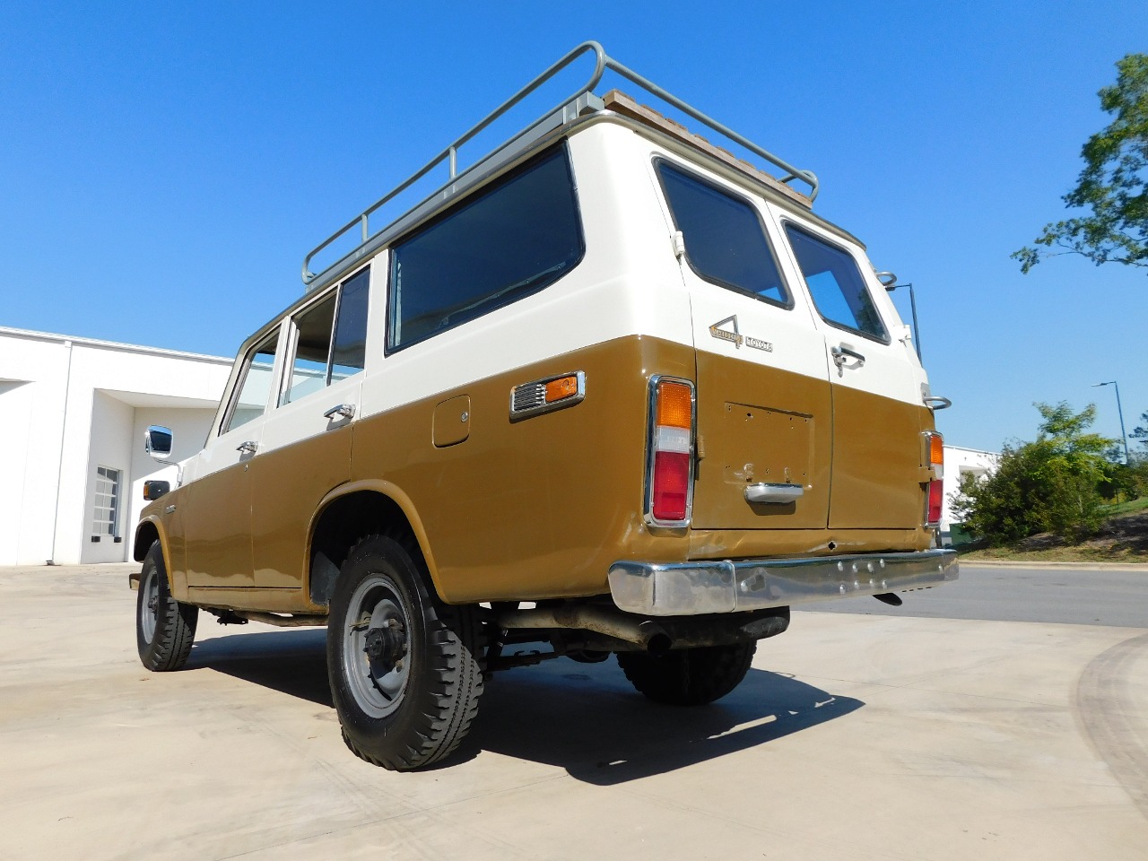 1980 Toyota Land Cruiser FJ55 - 4
