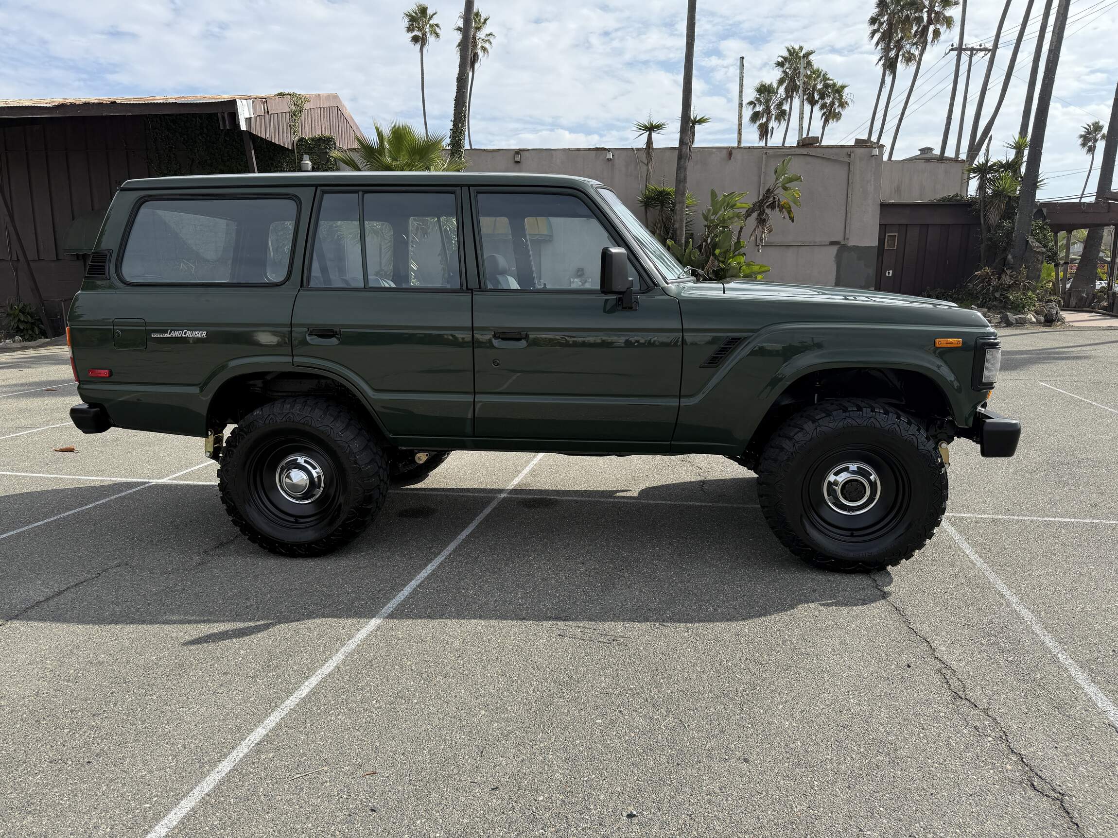 Sold: 1989 Toyota Land Cruiser FJ62