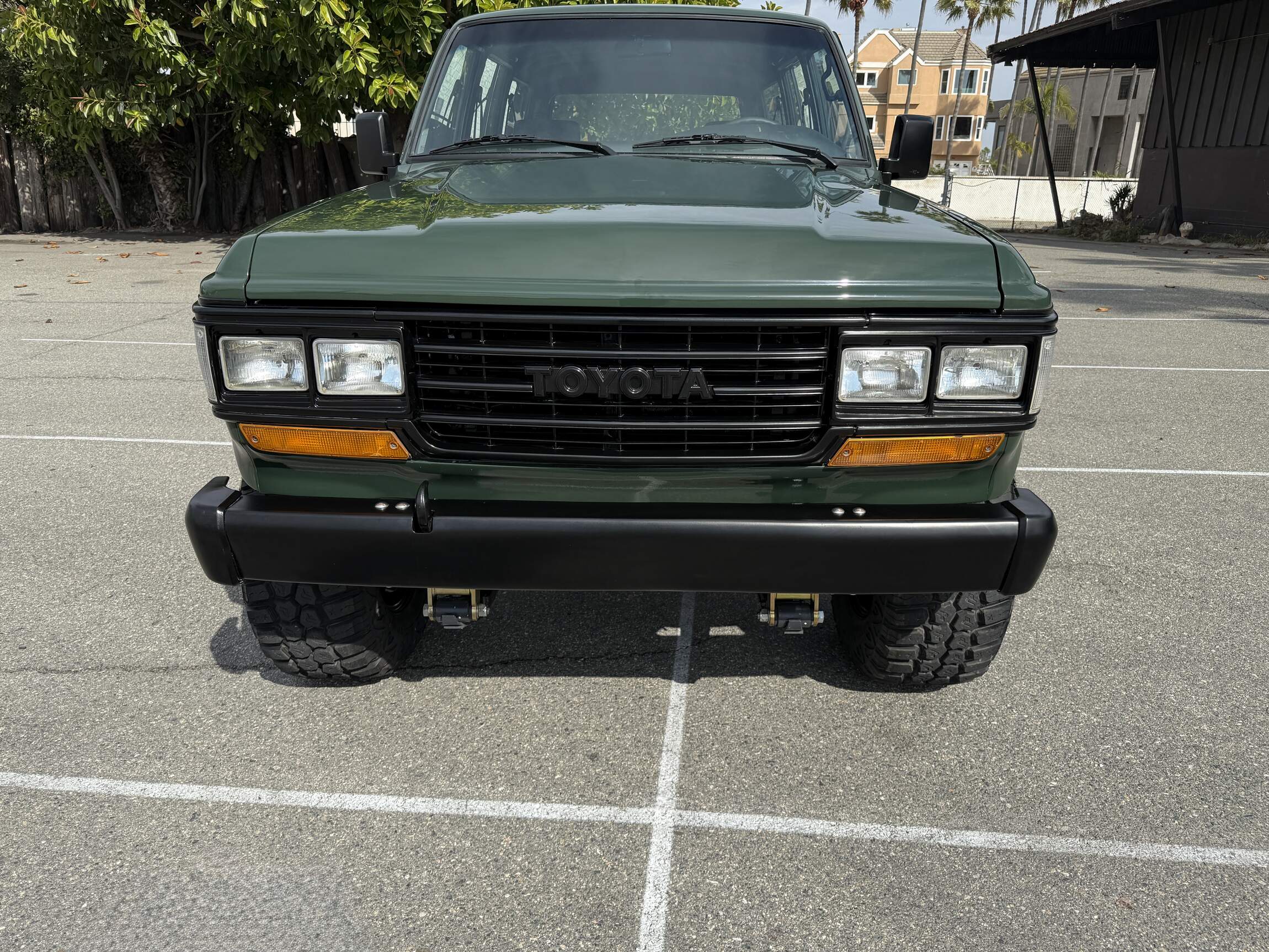 Sold: 1989 Toyota Land Cruiser FJ62