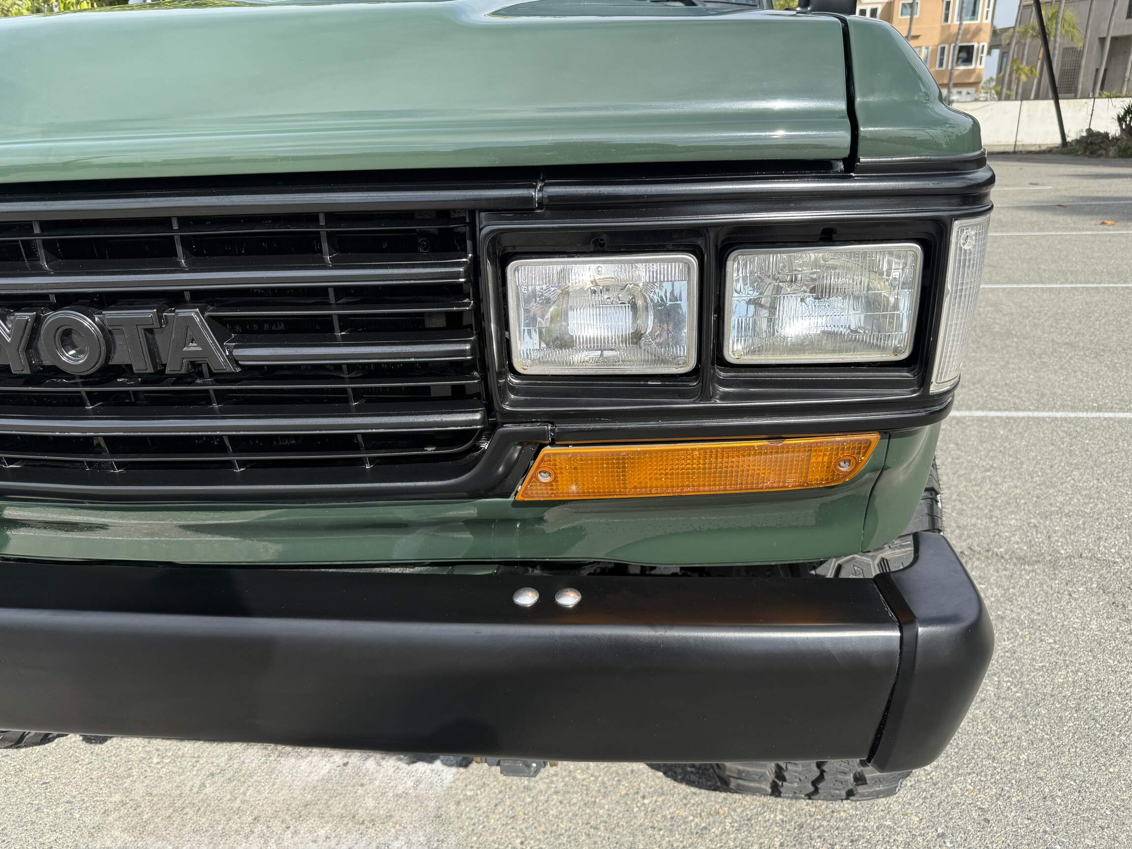 Sold: 1989 Toyota Land Cruiser FJ62