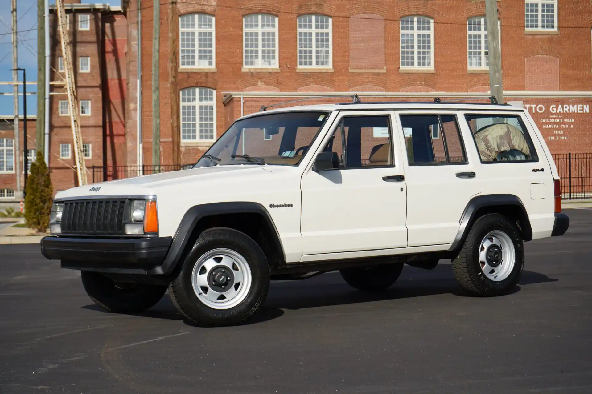  Jeep Cherokee