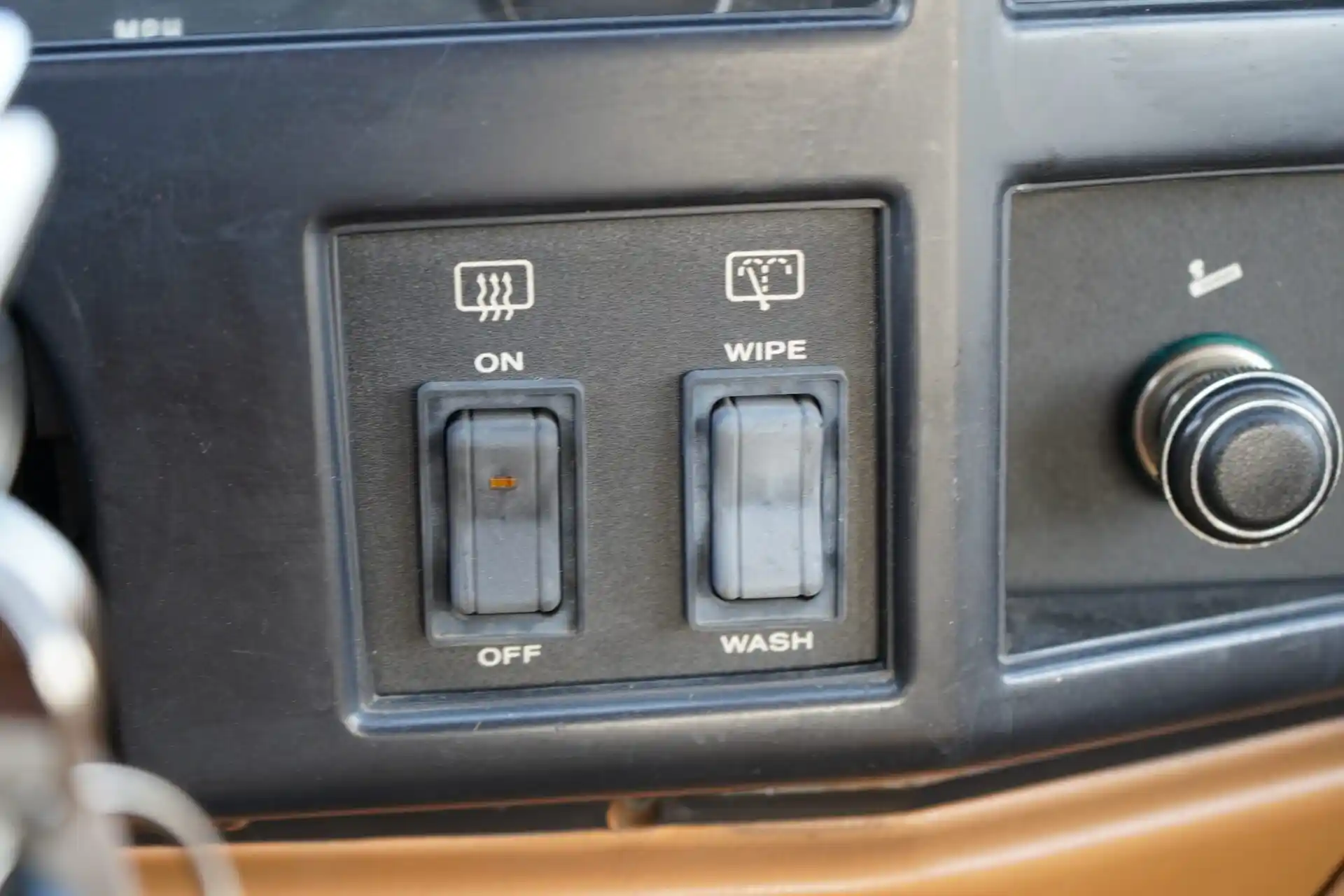 5-Speed Manual 1986 Jeep Cherokee 4×4