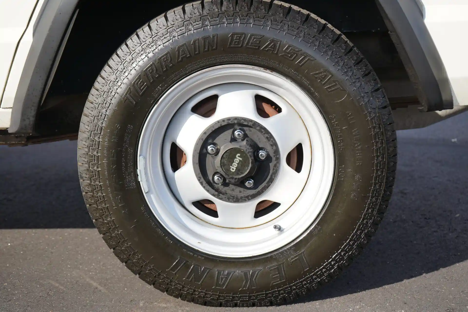 5-Speed Manual 1986 Jeep Cherokee 4×4
