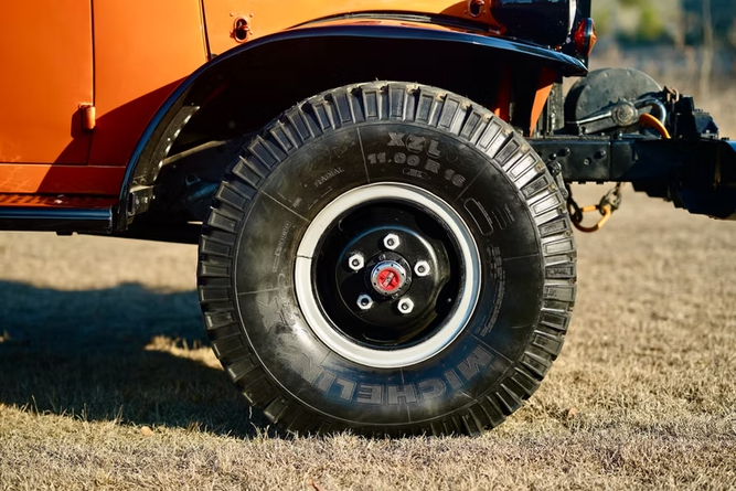1968 Dodge WM300 Power Wagon