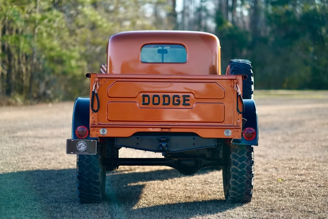 1968 Dodge WM300 Power Wagon