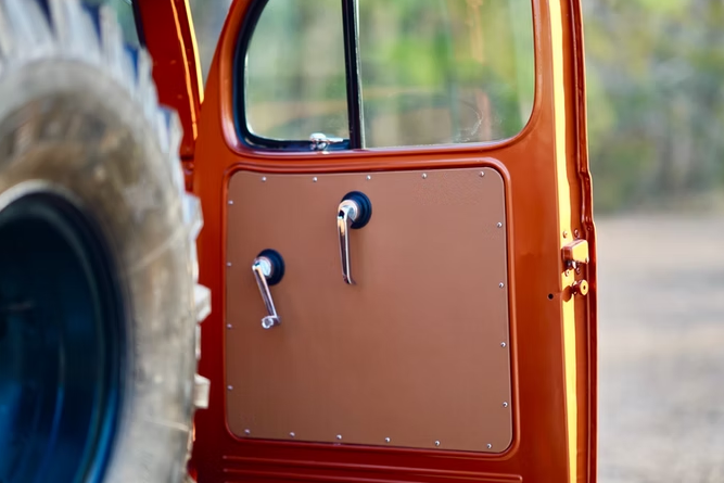 1968 Dodge WM300 Power Wagon