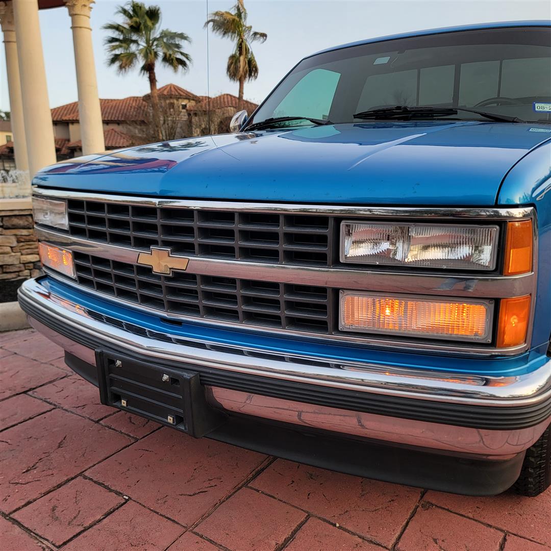 1992 Chevrolet C1500 Silverado - 4
