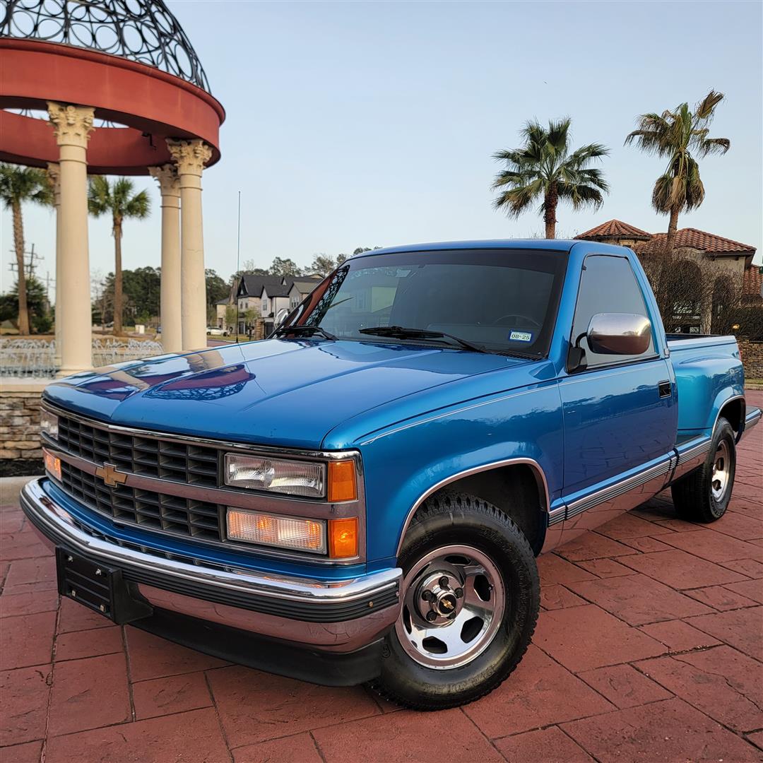 1992 Chevrolet C1500 Silverado - 2