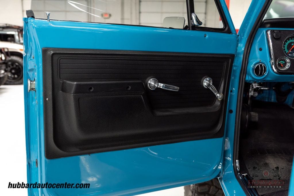 1972 Chevrolet K5 Blazer Spirit of America Feathers Edition