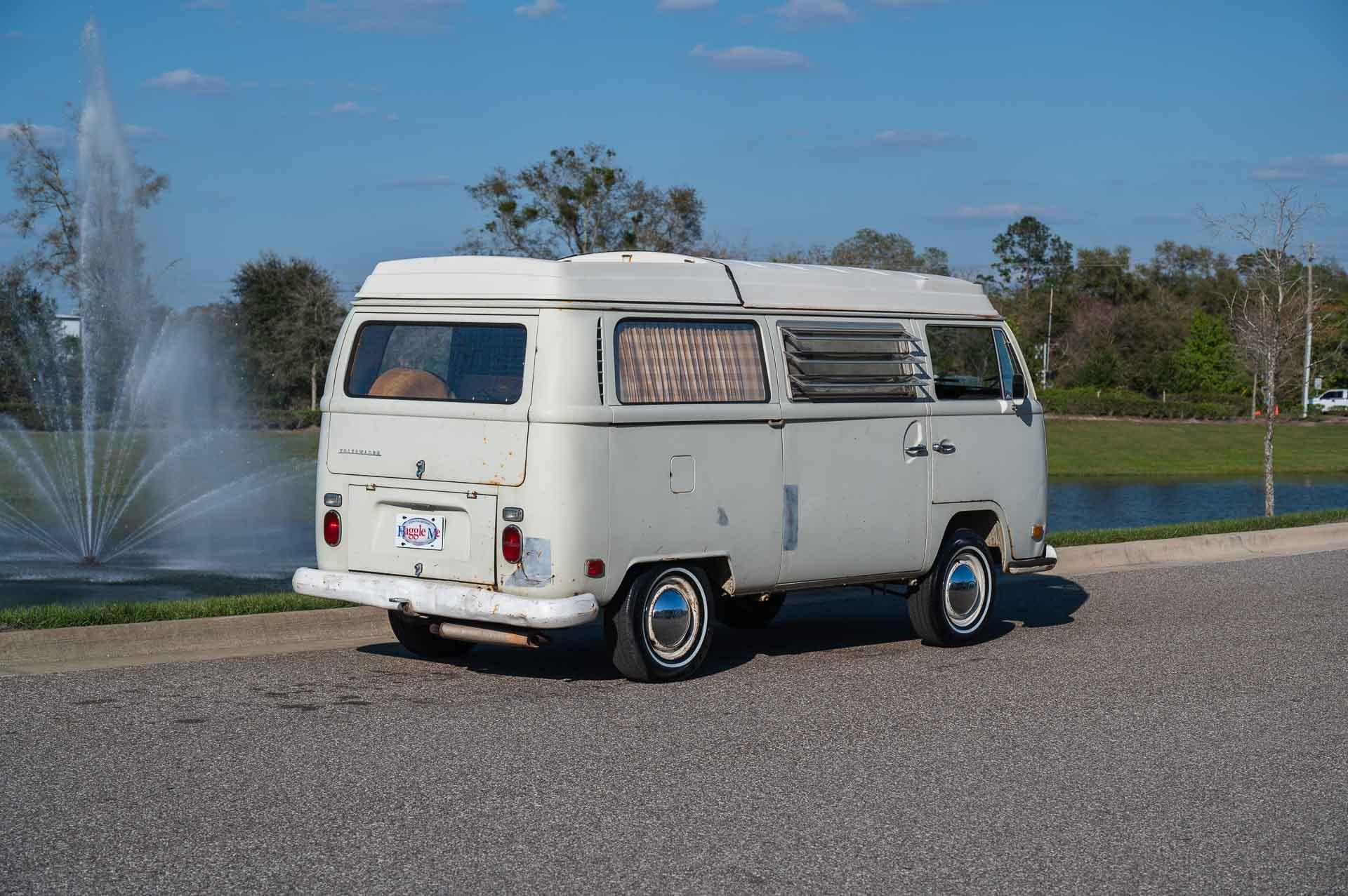 1970 Volkswagen Westfalia Bus - 5
