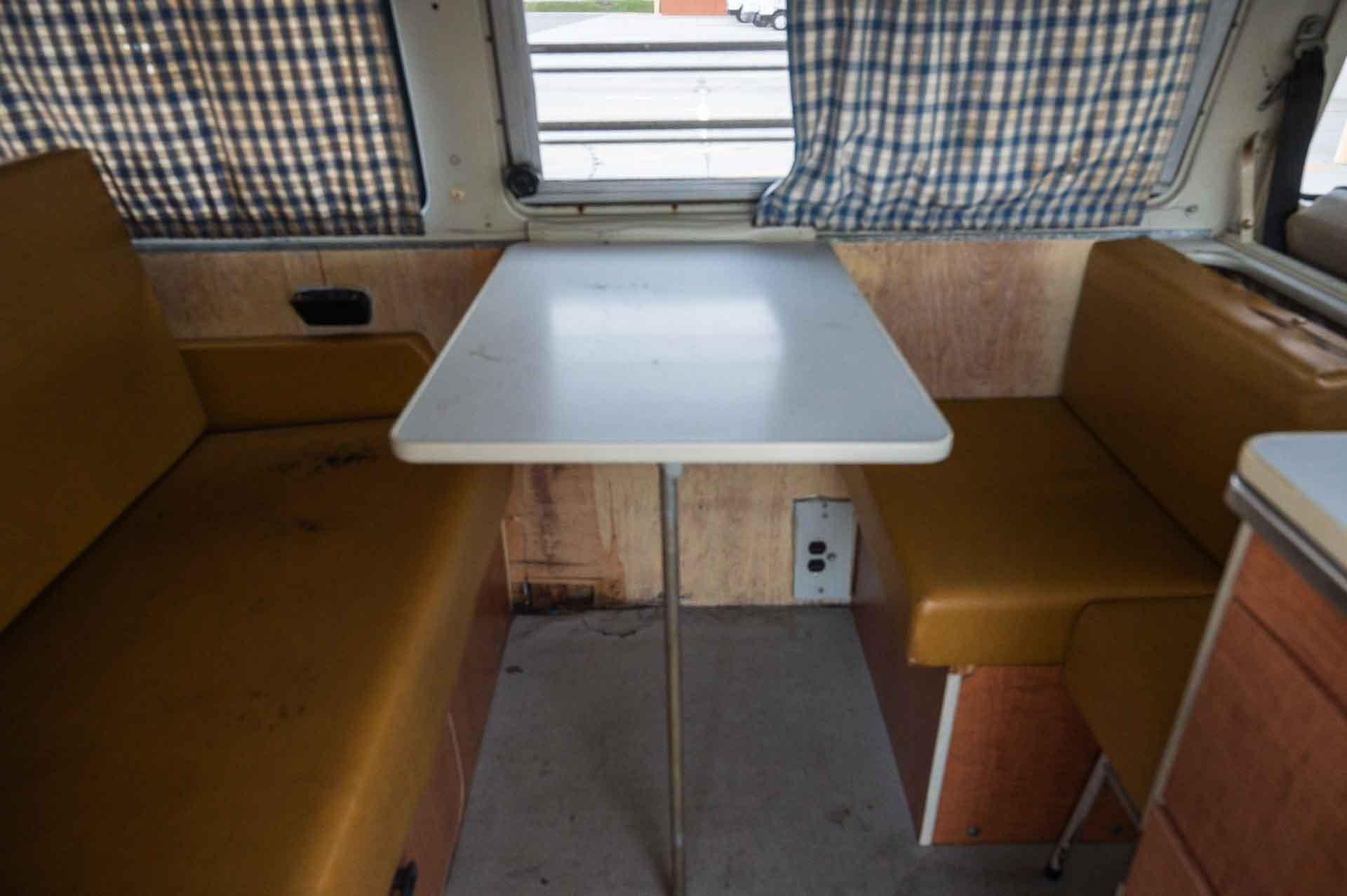 1970 Volkswagen Westfalia Bus