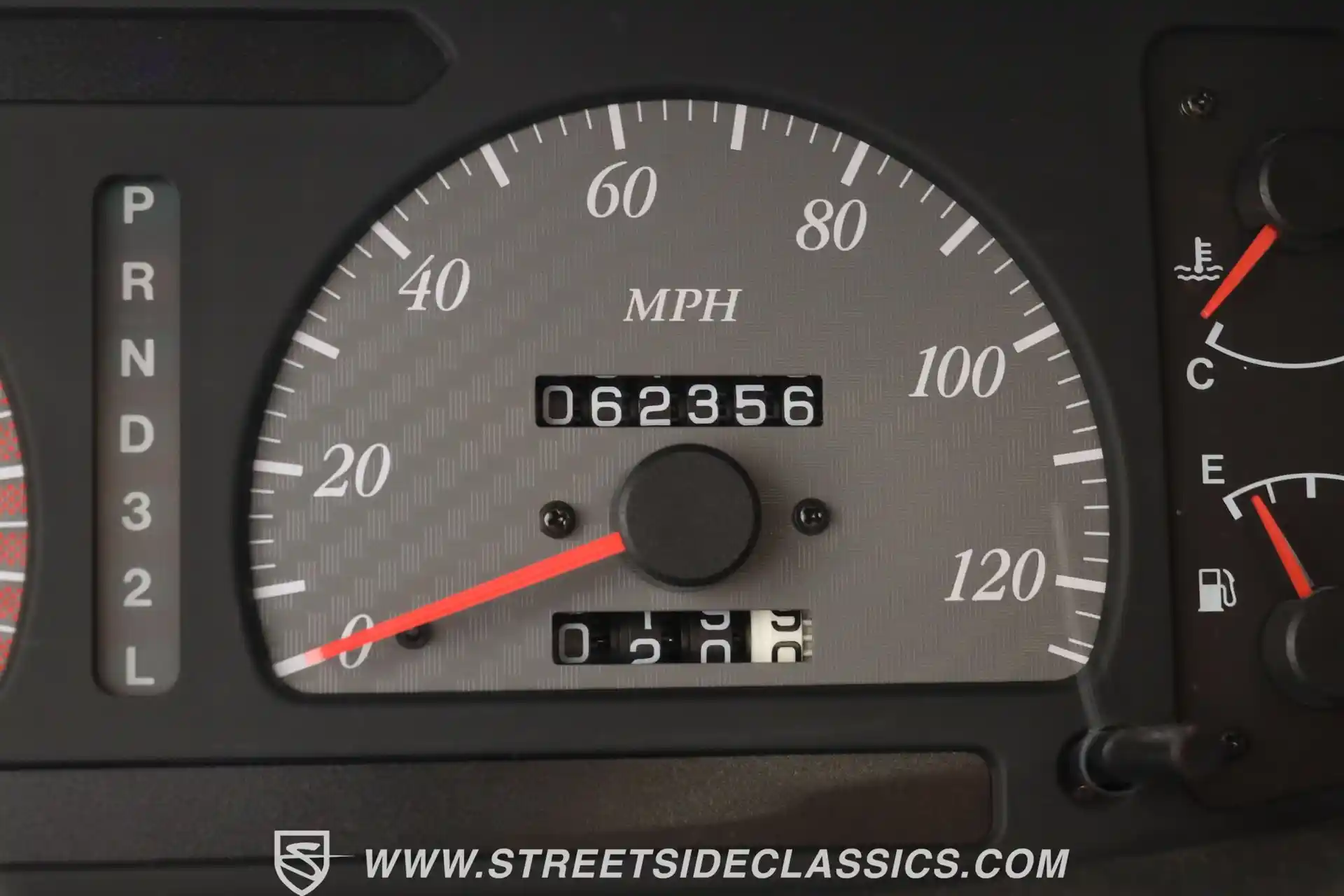 1999 Isuzu VehiCROSS 4×4