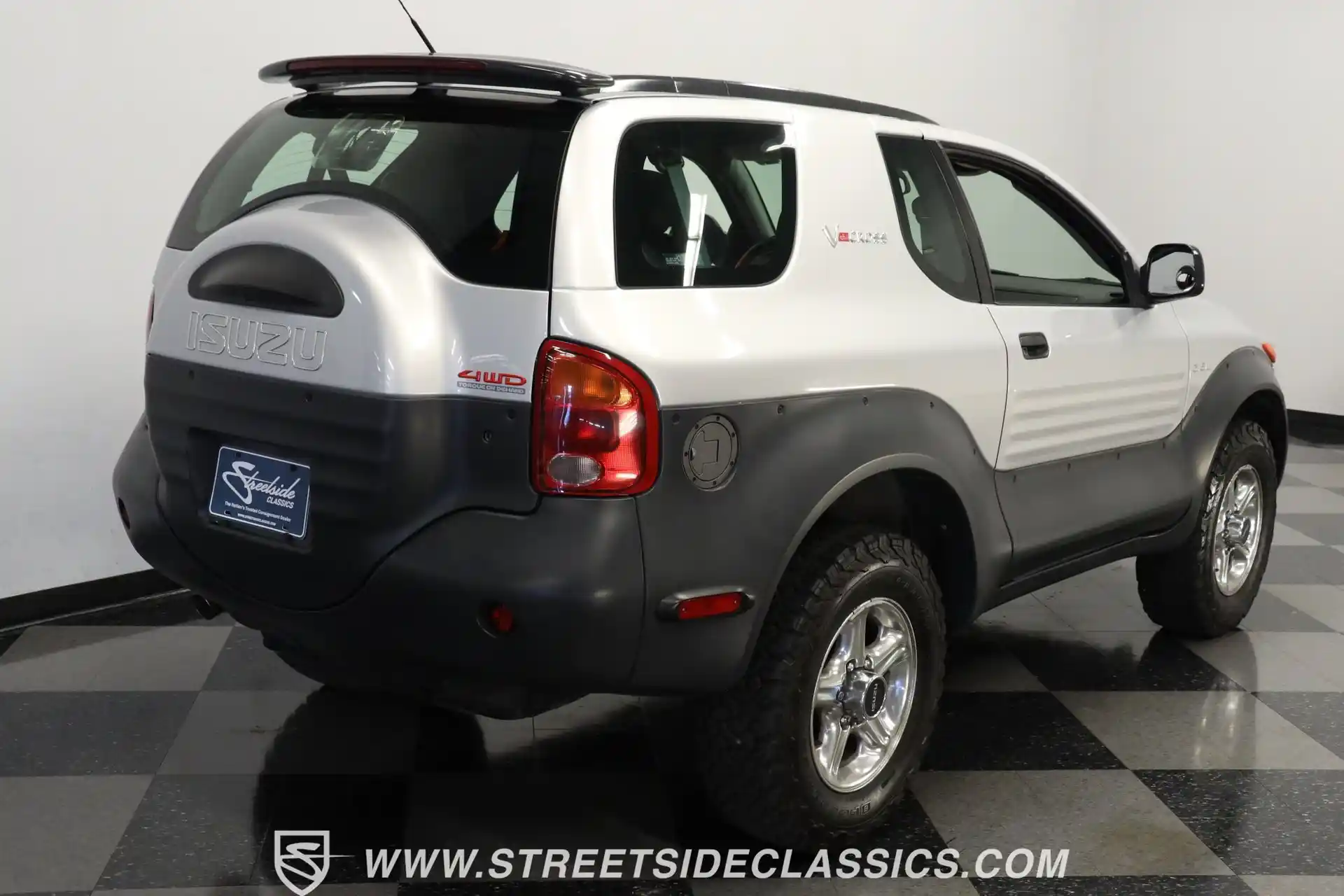 1999 Isuzu VehiCROSS 4×4