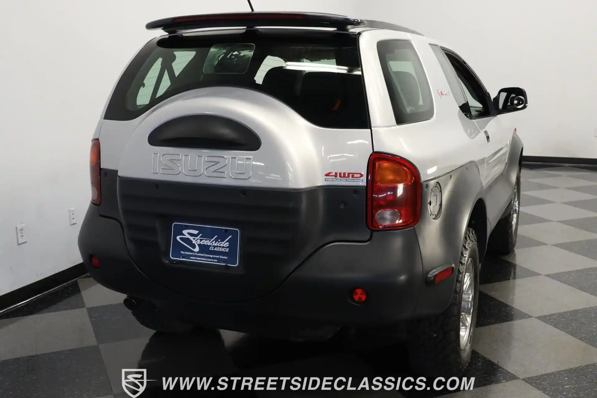 1999 Isuzu VehiCROSS 4×4
