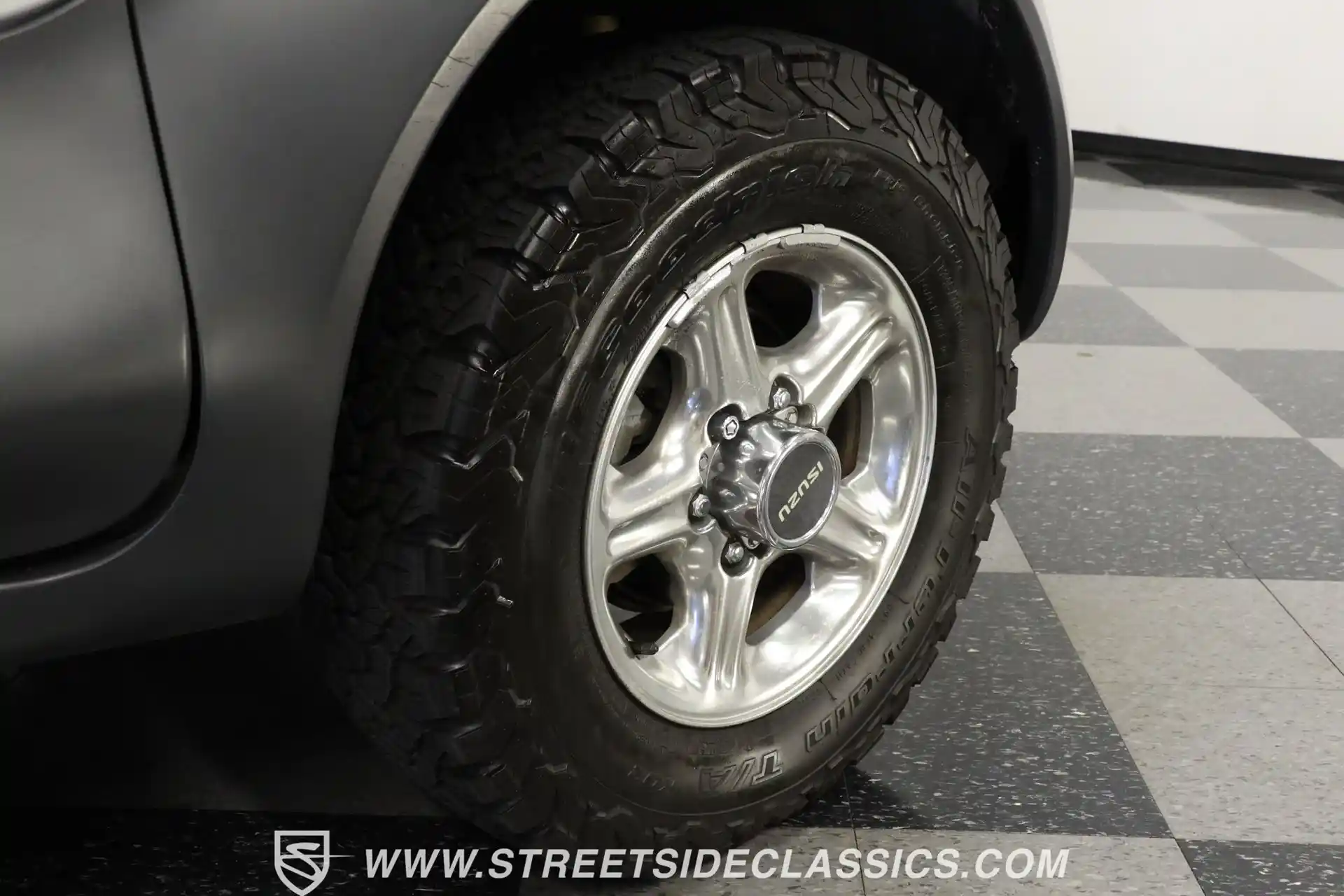 1999 Isuzu VehiCROSS 4×4 - 5
