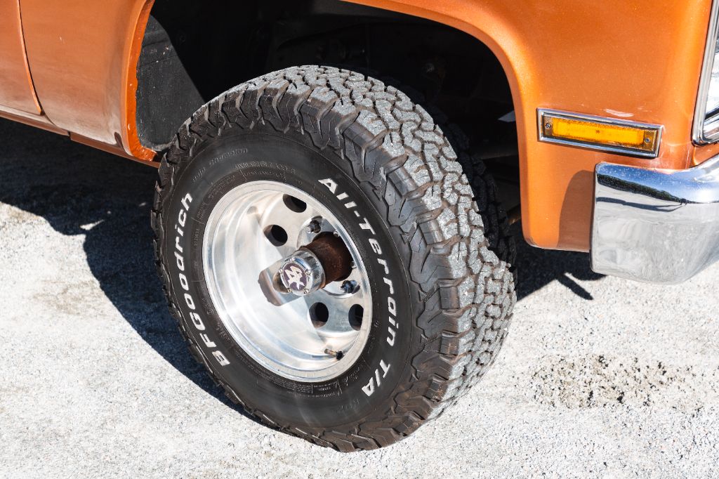 Sold: Diesel-Powered 1986 Chevrolet Blazer 4×4