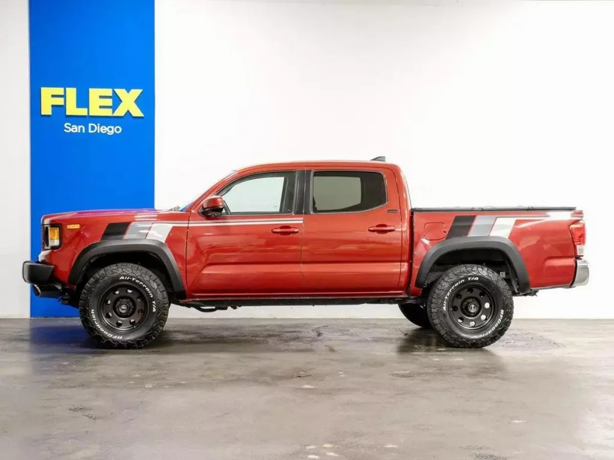 2017 Toyota Tacoma Renoca Windansea