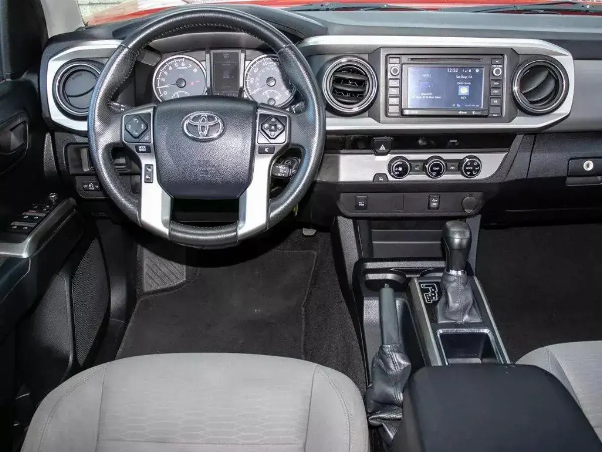 2017 Toyota Tacoma Renoca Windansea SR5