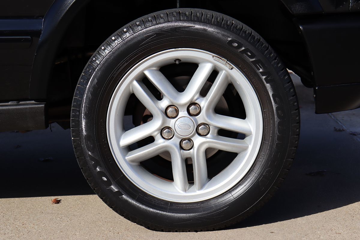2004 Land Rover Discovery SE - 5