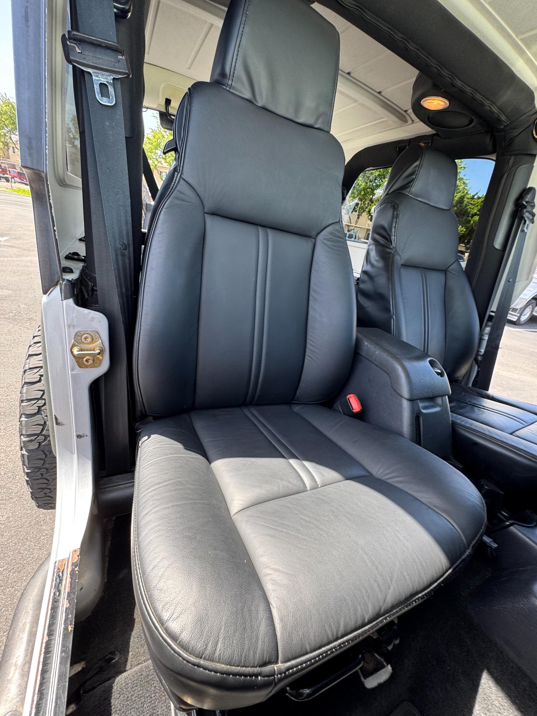 Sold: 2004 Jeep Wrangler Unlimited 4×4