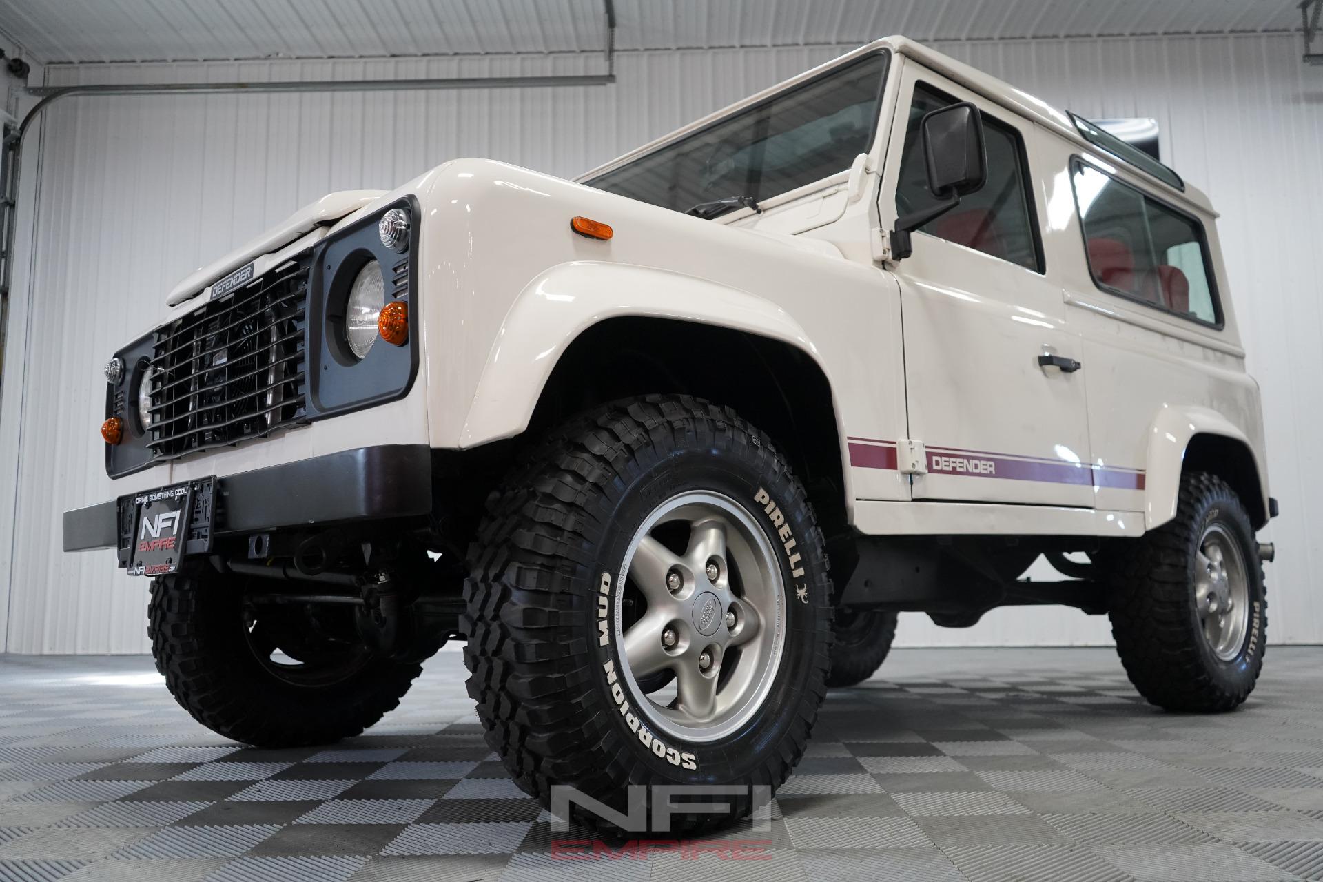  Land Rover Defender