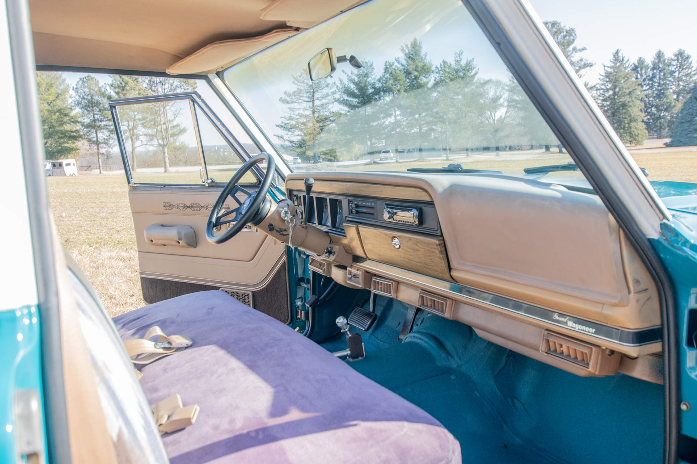 Sold: Custom 1987 Jeep Grand Wagoneer SJ